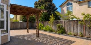 Amazing Spacious Home in Fremont w/Bonus Loft - Ardenwood! Gallery 23