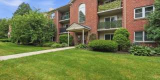 Condo-HOLYOKE Gallery 1