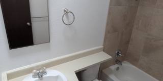 Triplex - 2 Bedroom and 1 Bath Unit Gallery 23