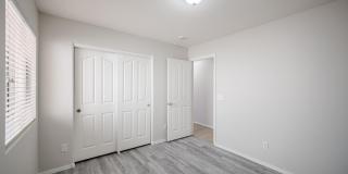 16034 W Winchcomb Drive Gallery 34