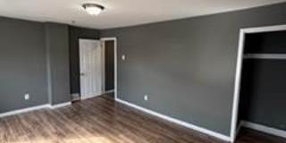 110 roebling Street Gallery 5