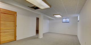 4 bedroom, 3 bath home with 2 car garage Gallery 29