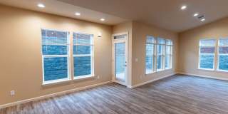 Liberty Crest Townhomes Gallery 15