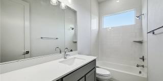 Stunning New 3 bed 2.5 bath in Lakeway! Gallery 12