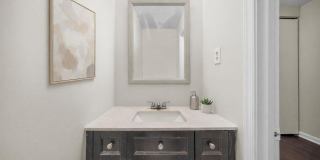 813 DELAFIELD Street NE Gallery 5