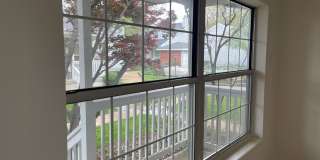 Beautiful 2 Bed, 1.5 Bath Townhome on the Edge of the Desirable Hill Neighborhood Available for Rent Gallery 31