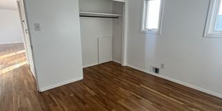 662 Budlong Street - 1 Gallery 12