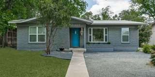 CONTEMPORARY HOME IN ALAMO HEIGHTS Gallery 1