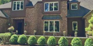 9 Oak Brook Boulevard Gallery 1