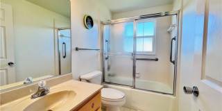 1200 Gulf Shore Blvd N unit: 404 Gallery 22