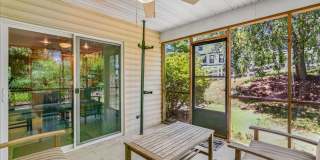 Cozy 3BE/2.5BA Colonial in Takoma Park with screened porch! Gallery 16