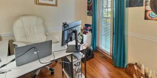 1501 SILVERADO CT Gallery 16