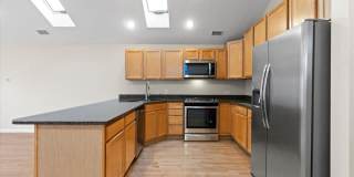 456 N Green St Gallery 2