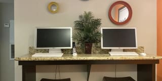 Hunters Point Apartments Gallery 47
