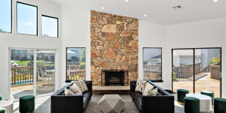 Glen at Bogey Hills Gallery 41