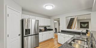 Freshly Renovated 4 Bedroom Home In Centerville OH Gallery 13