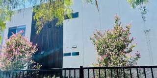 5263 Riverton Ave Gallery 2