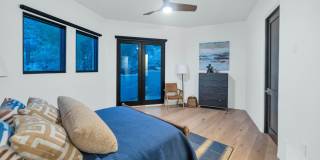 Rates Vary: $19,995 - $39,995 Gallery 29