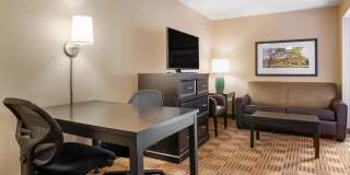 Columbia - Gateway Drive Gallery 1