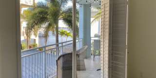 215 NW Flagler Gallery 13