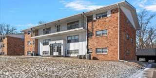 Two bedroom, one bathroom at Brick Haven Villas Gallery 1