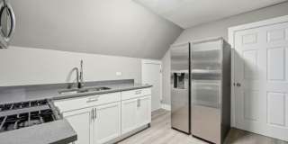 1217 N Harding Avenue, Gallery 10
