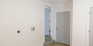 2412 SE 47th Street Gallery 24