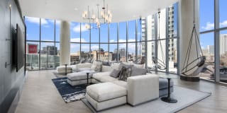 727 West Madison 727 West Madison Gallery 4