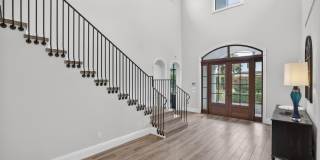2425 Delmar Place Gallery 12
