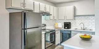 Peaks at Los Ranchos Gallery 12