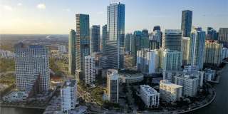 1425 Brickell Ave Gallery 22