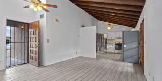 3132 E Presidio Road 3132 E Presidio Road Gallery 1