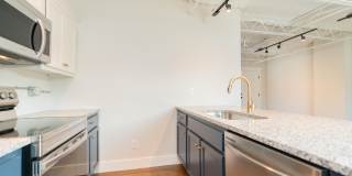 614 E Main Street Gallery 3