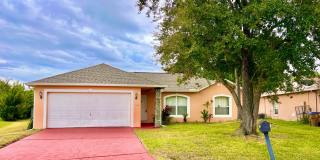 3BR 2BA Home w/ 2-Car Garage • Dishwasher • Large Patio in Kissimmee Gallery 1