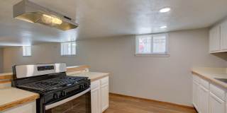 1517 Harrison Gallery 2