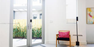 3110 Elizabeth St Gallery 8