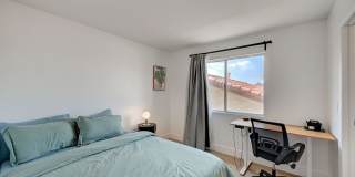 Furnished 4 bedroom home in the Lakes! Gallery 35