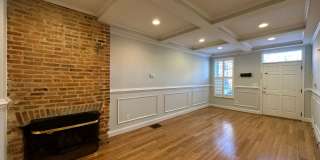 Charming 3 Bedroom/2.5 Bathroom Townhome in Fells Point, Baltimore, MD! Gallery 4