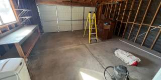 3BR 2Ba Remodeled with Yard and Garage Gallery 20