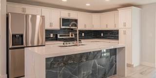 3701 E Ludlow Dr Gallery 13