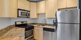 2700-14 SOUTH ST #2714 Gallery 6