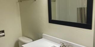 Chateau Knoll Gallery 34