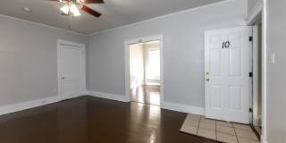 Hawthorne Street Gallery 103