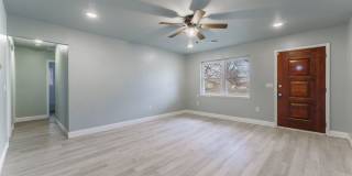Great Location near Walmart Campus Gallery 4