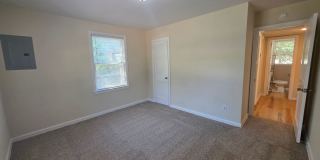 Updated 2BR/1BA Home with a fenced back yard Gallery 14