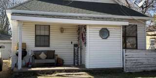 220 N Aydelotte Gallery 1
