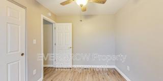 1115 Spend a Buck Court Gallery 32