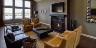 Algonquin Square Apartments Gallery 19