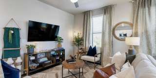 Overture River District - 55+ Apartment Homes Gallery 38