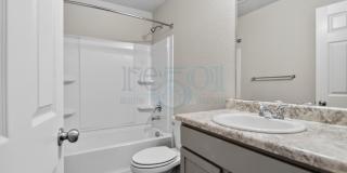 Modern Living in Wisteria: Contemporary 3-Bed 2-Bath Oasis Near I-430 Gallery 21